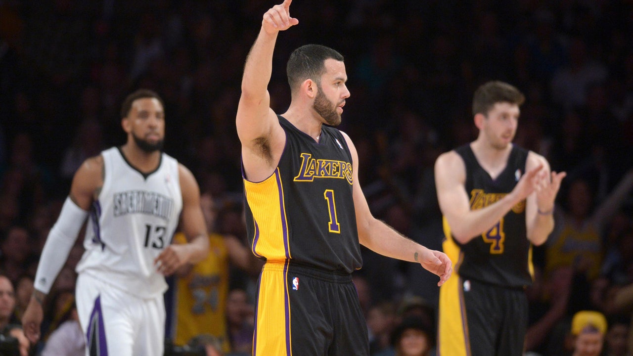 Farmar scores career-high 30 as Lakers beat Kings